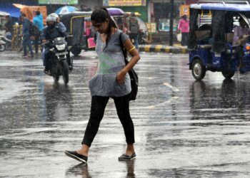 Patna: Rains lash Patna on Sep 26, 2019. (Photo: IANS)