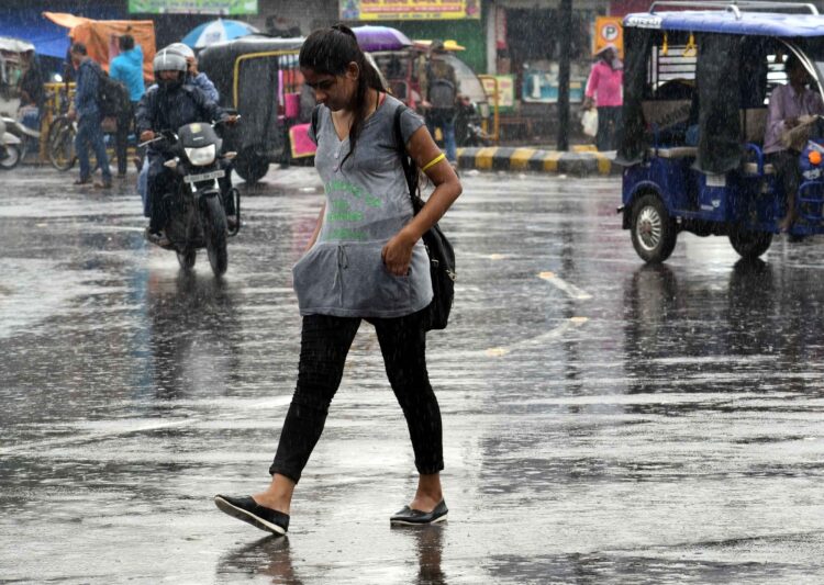Patna: Rains lash Patna on Sep 26, 2019. (Photo: IANS)