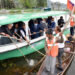 SRINAGAR, APR 9 (UNI)- Jammu and Kashmir Lt Governor Manoj Sinha participating in the cleaning drive of Dal lake in Srinagar on Saturday.UNI PHOTO-40u