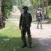 ANANTNAG, MAY 6 (UNI):- Security personnel take position at the encounter site at Srichan Pahalgam in Anantnag district on Friday.UNI PHOTO-69U